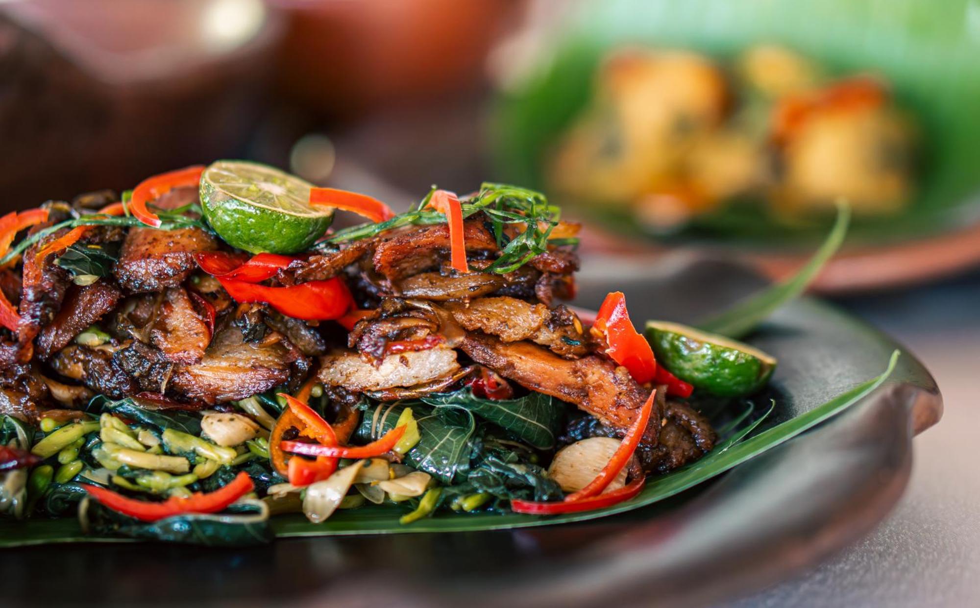 Sudamala Resort, Komodo, 纳闽巴霍 外观 照片 A plate of dory with sambal matah